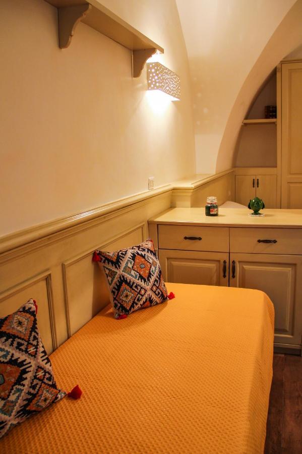 Al Civico 4 Bed & Breakfast Molfetta Ngoại thất bức ảnh